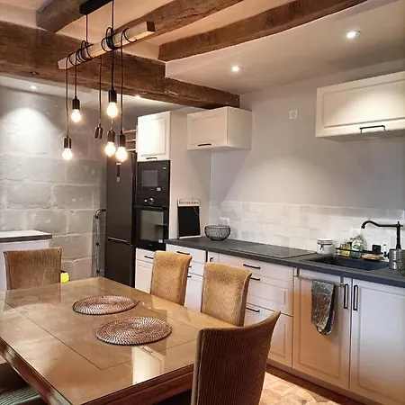 Apolize Holiday home *